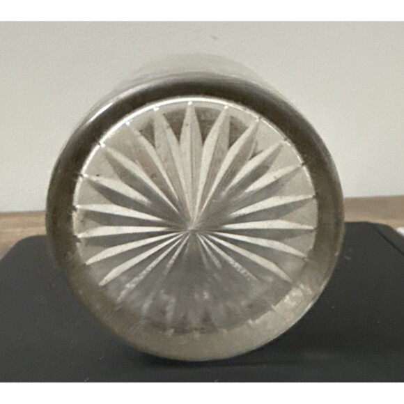 A. Barrett & Sons Hammered Glass Decanter With 925 PP Thousand Pure Silver Lid - Picture 2 of 8